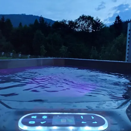 Dom wakacyjny Magia Skrzycznego- Twoje Miejsce W Beskidach Lipowa